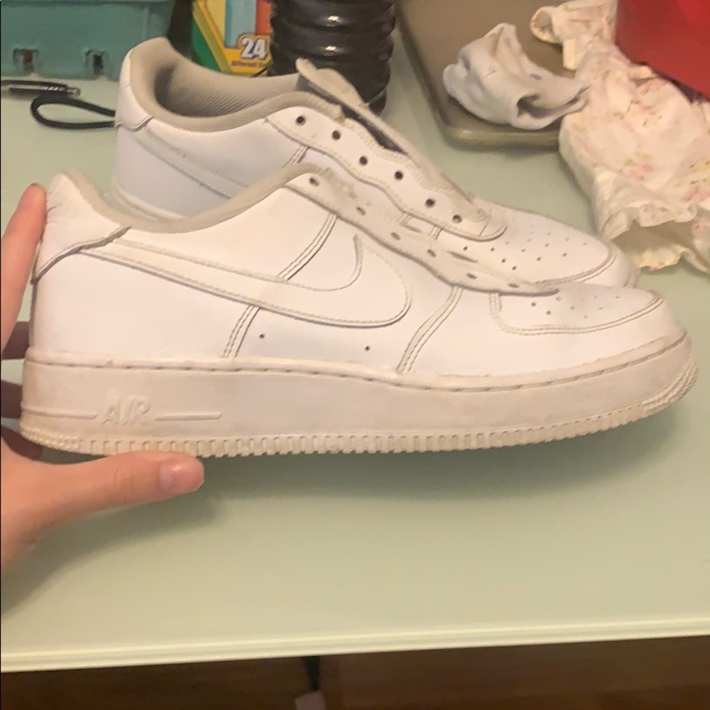 Womens airforce 1s